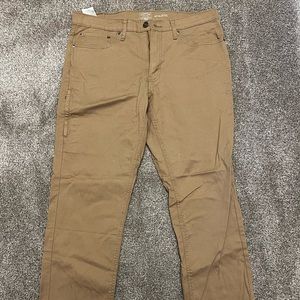 Levi khakis size 36x32